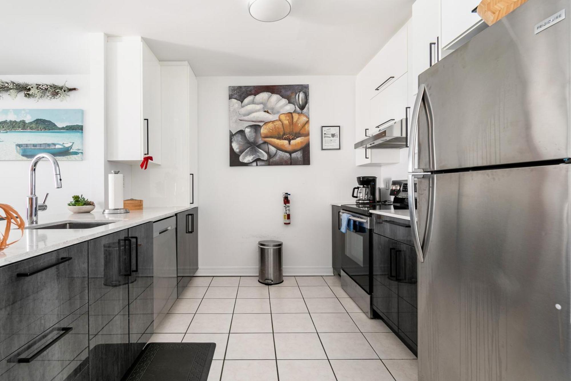 Luxueux Condo Au Coeur De Quebec! Exteriör bild